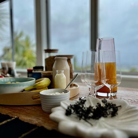 The Lighthouse - Free Breakfast And Stunning Views Bed and Breakfast Christchurch Eksteriør billede