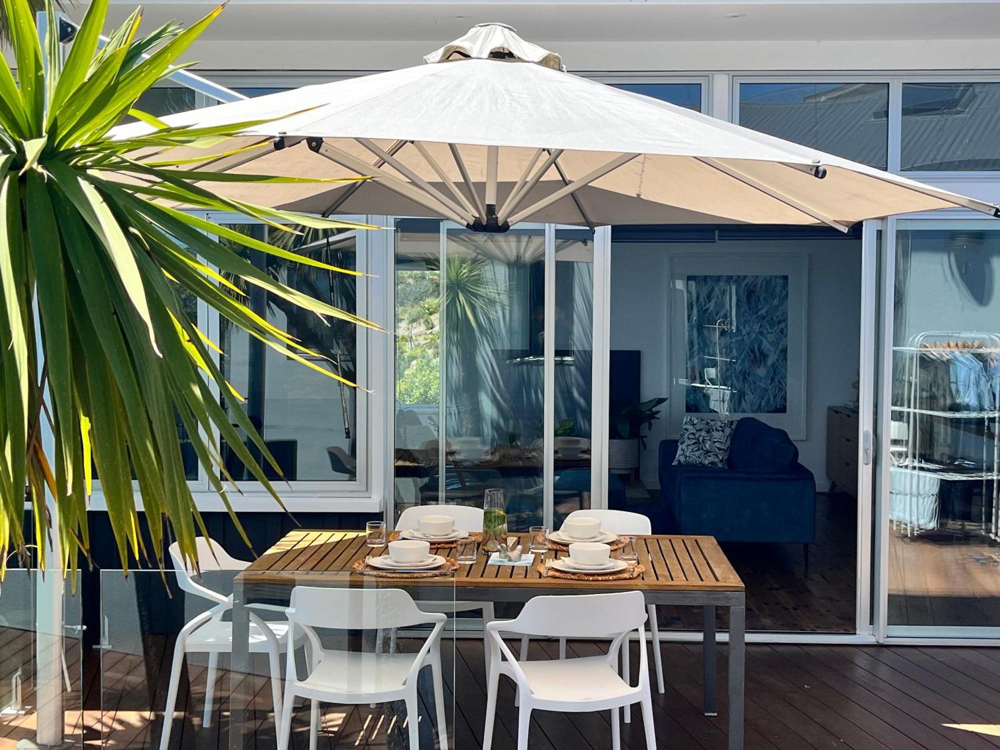 The Lighthouse - Free Breakfast And Stunning Views Bed and Breakfast Christchurch Eksteriør billede
